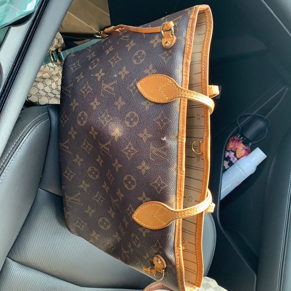 Authentic Louis Vuitton bag